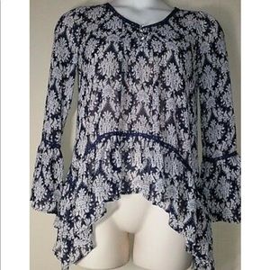 Blu pepper bell sleeve floral shirt